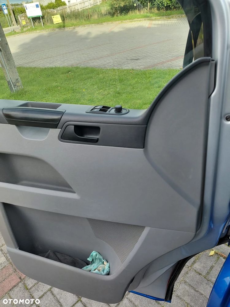 Volkswagen Transporter - 10