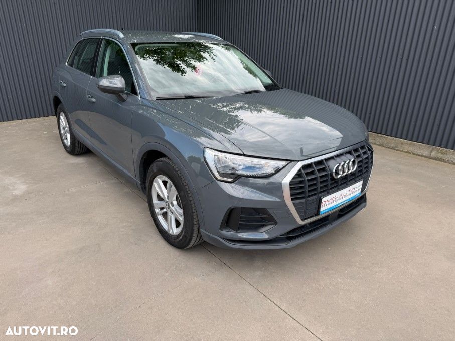 Audi Q3 35 TFSI S tronic - 1