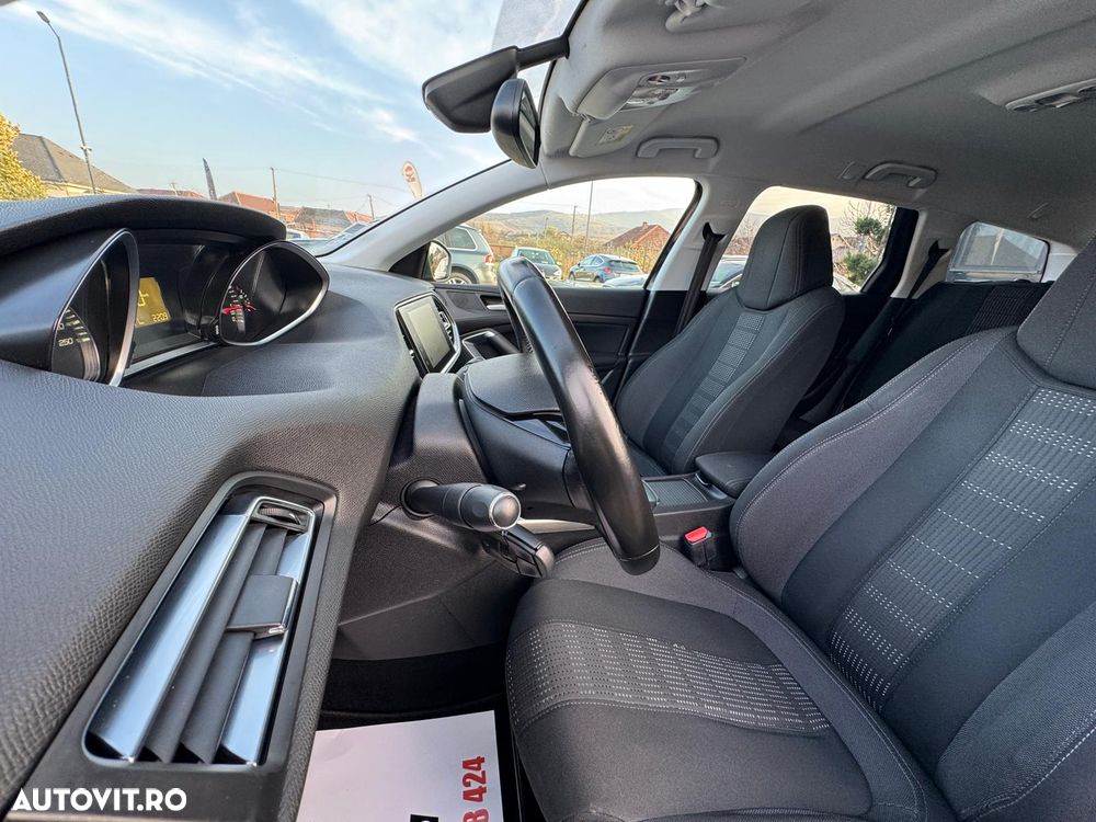 Peugeot 308 - 17