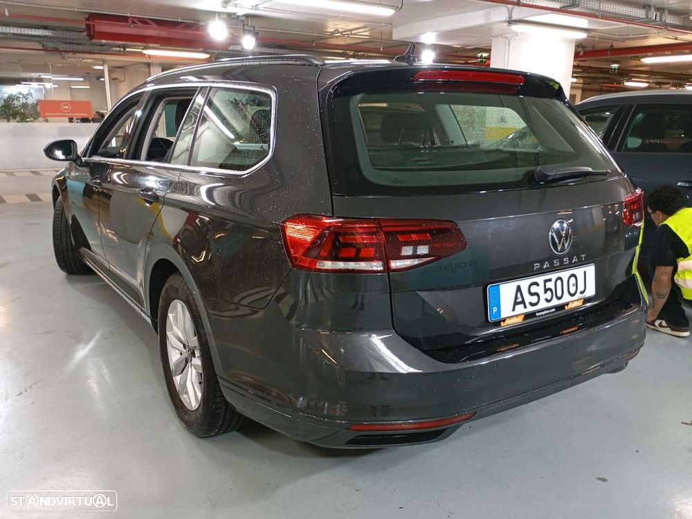 VW Passat Variant 2.0 TDI Business DSG - 2