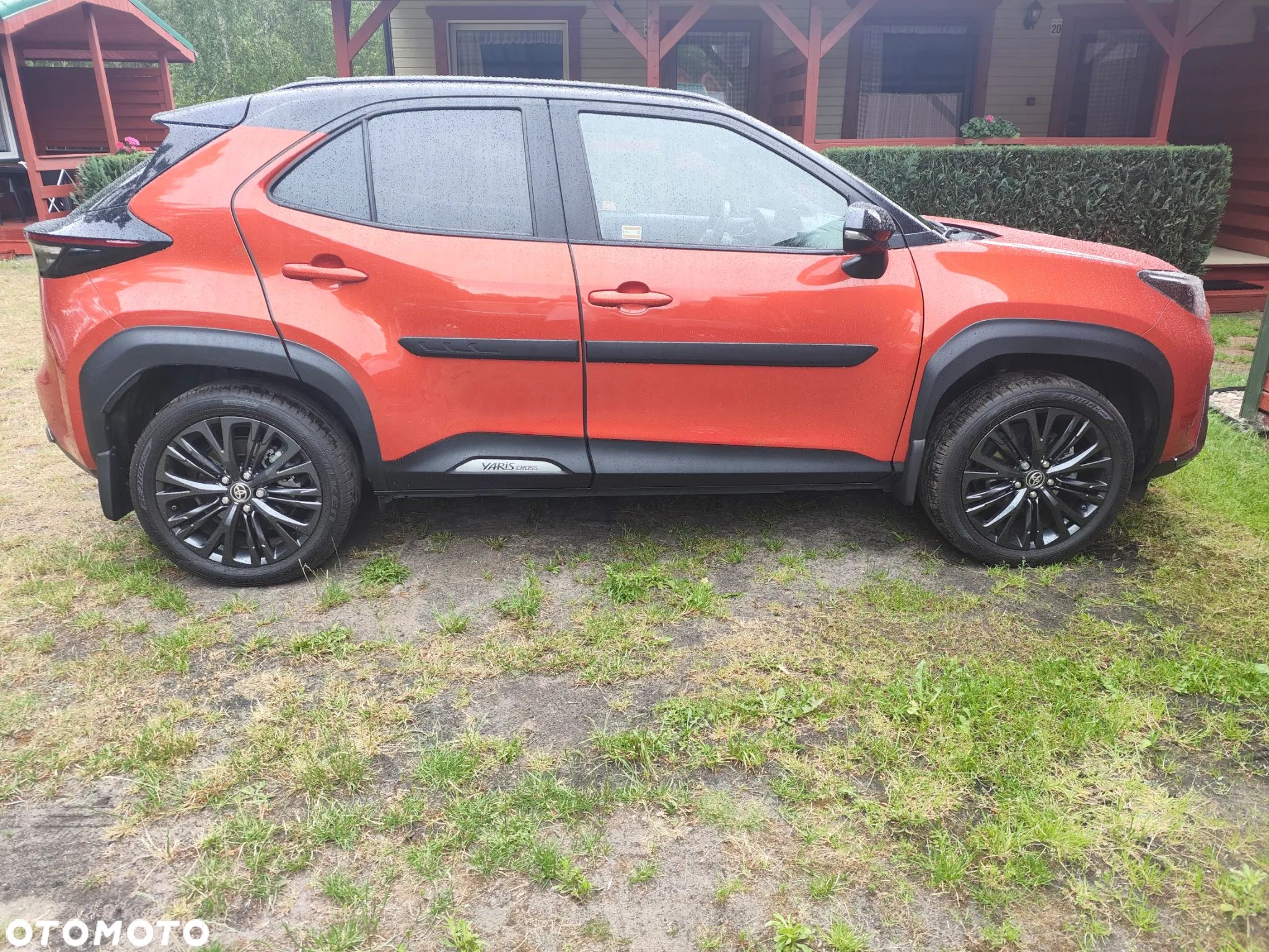 Toyota Yaris Cross Hybrid 1.5 Adventure - 1