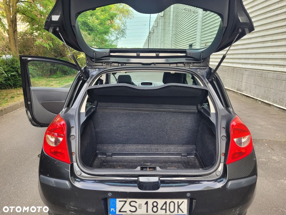 Renault Clio 1.2 16V Expression - 10