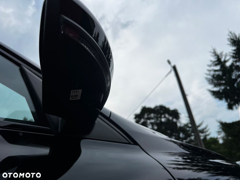 Renault Arkana E-TECH 145 R.S.LINE - 32