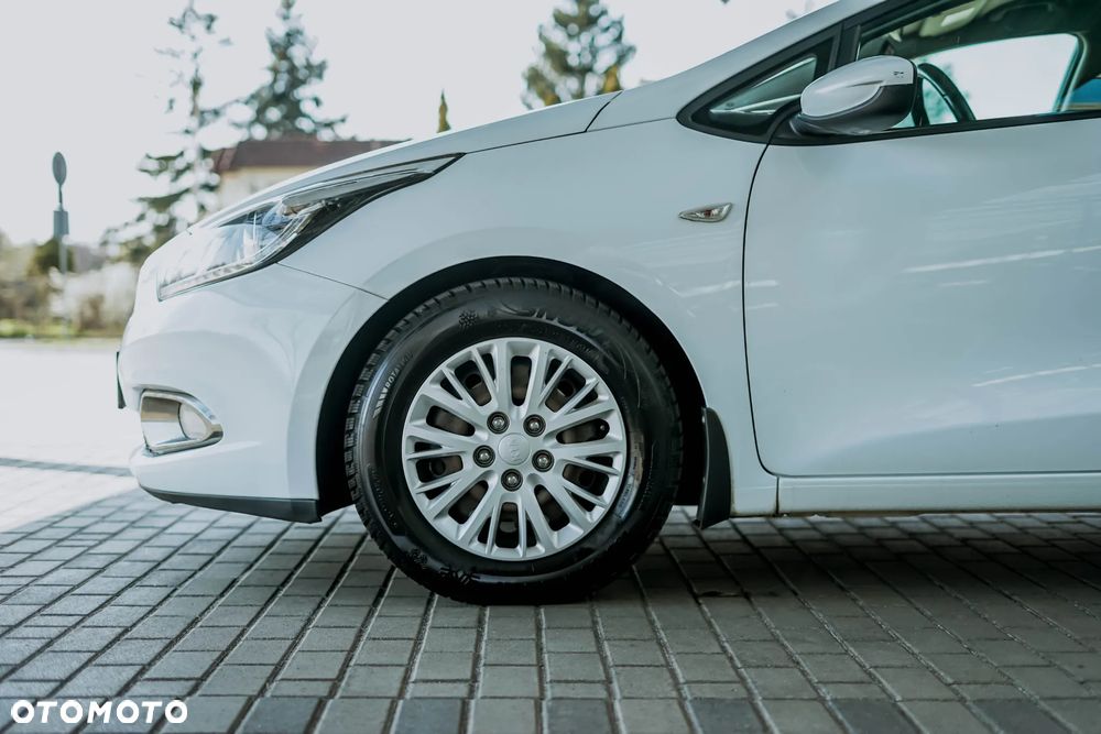 Kia Ceed 1.6 CRDi M - 7