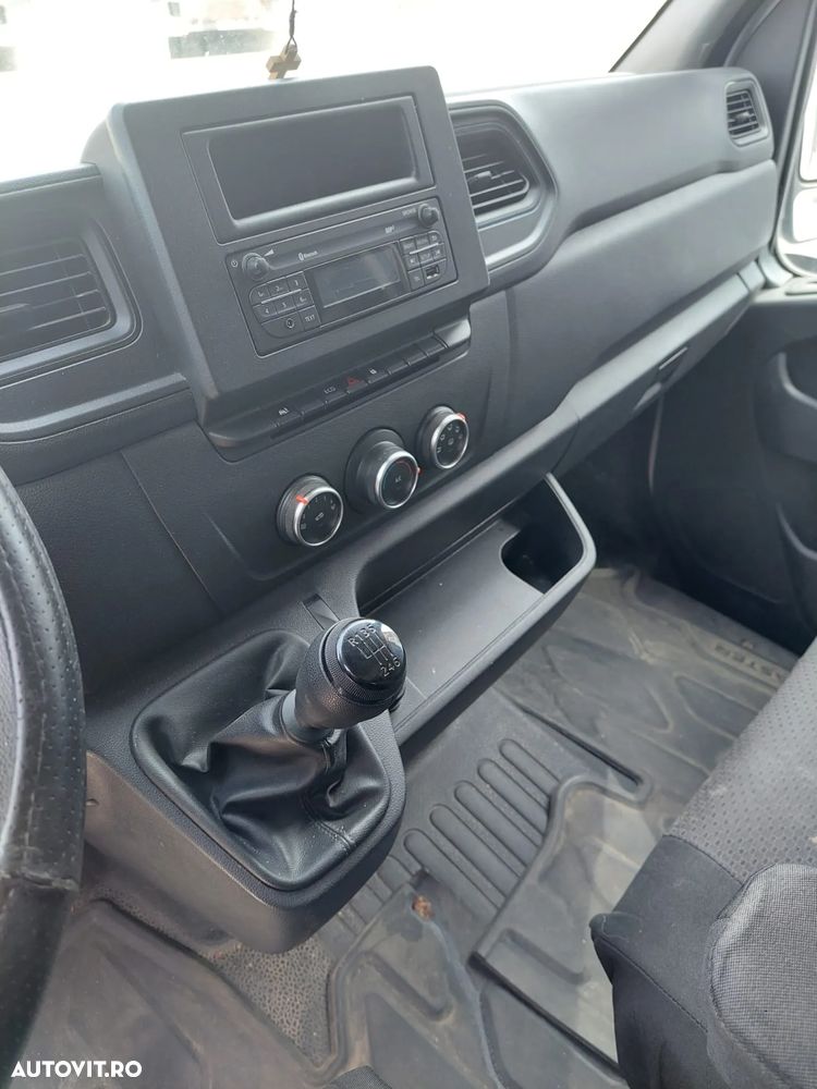 Renault Master 2.3 Blue dCi 135 TT Furgon CD 3,5t L3H2 9 m3 - 10