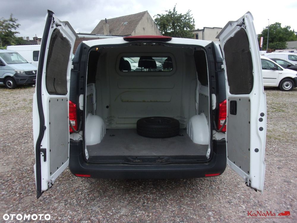 Mercedes-Benz VITO - 11