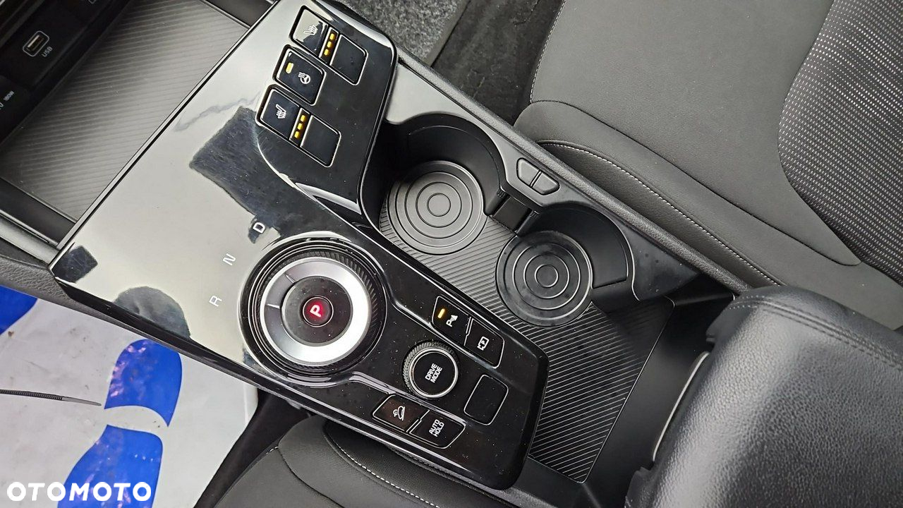 Kia Sportage 1.6 T-GDI HEV L 2WD - 18