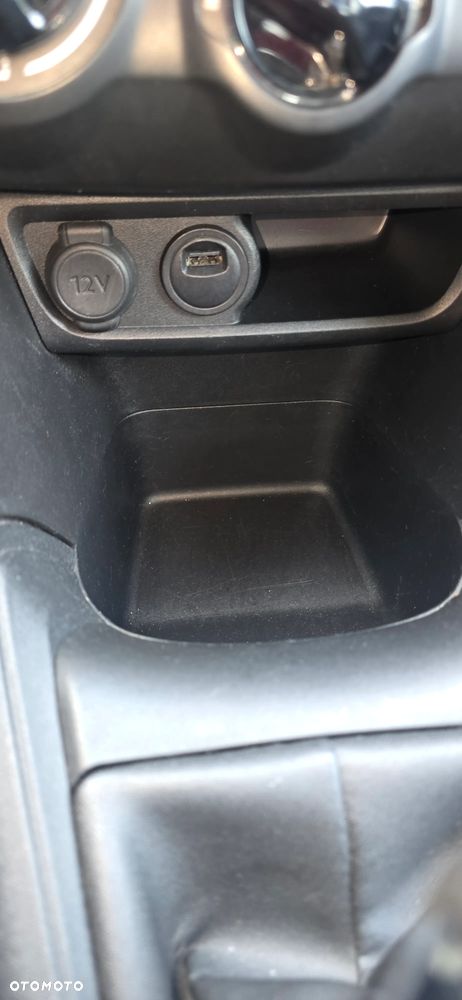 Peugeot 208 PureTech 82 Stop & Start Signature - 22