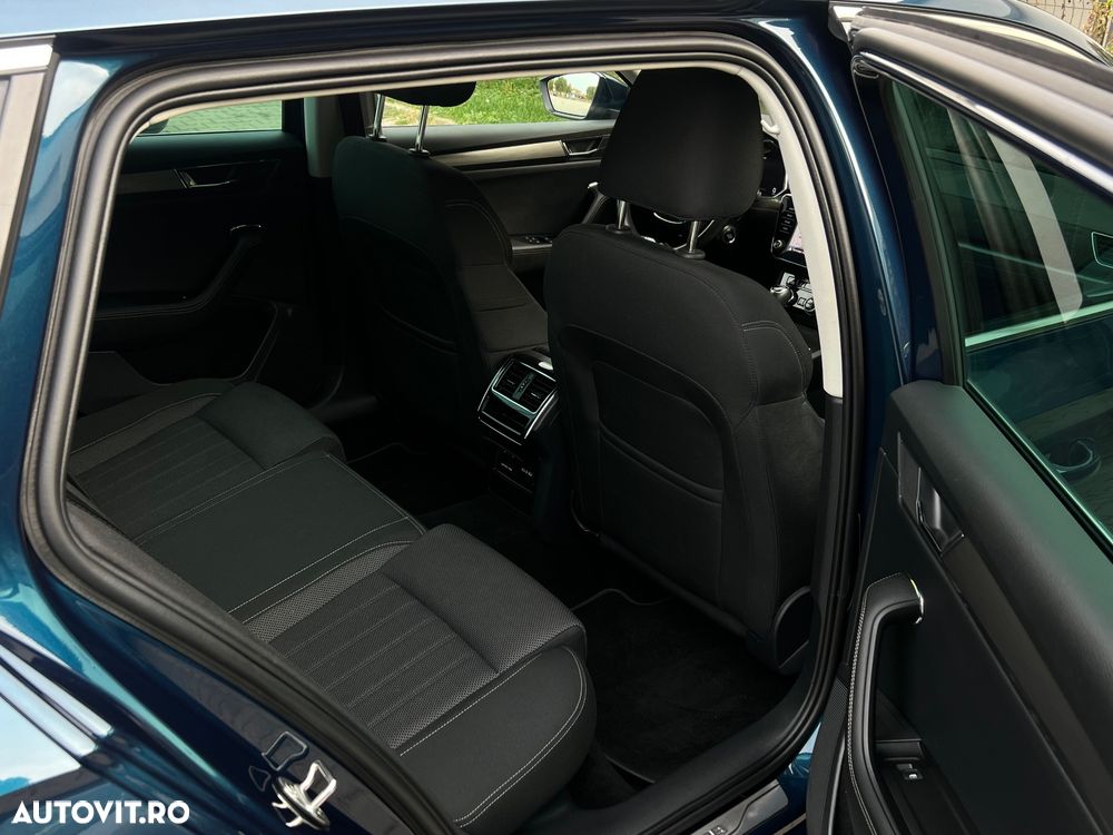 Skoda Superb 2.0 TDI DSG Style - 8