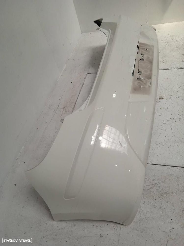 PARA-CHOQUES TRASEIRO HYUNDAI I30 2010 - 2