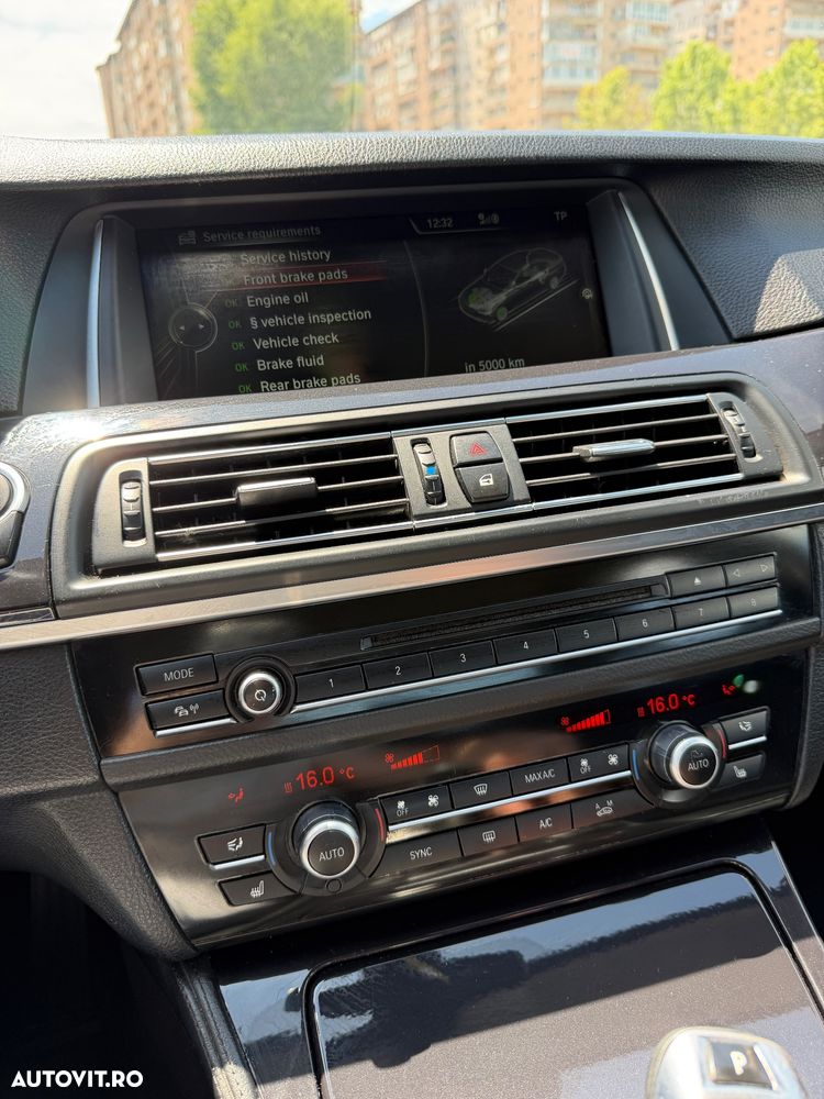 BMW Seria 5 520d Aut. - 16