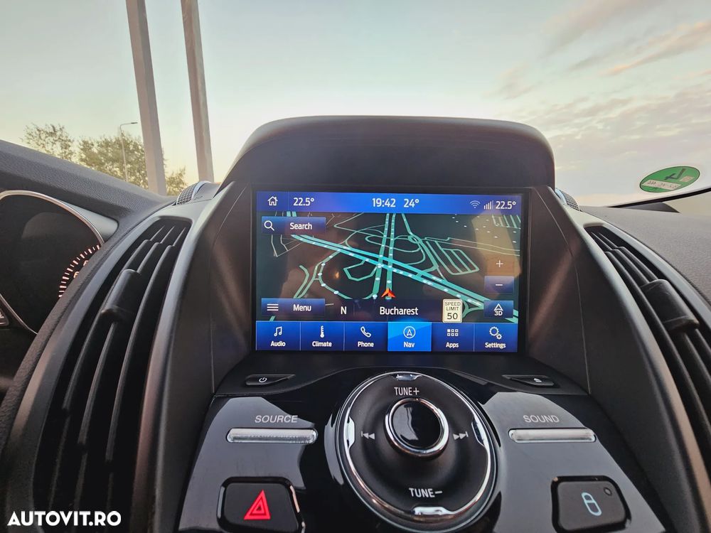 Ford Kuga 2.0 TDCi 4x4 Aut. Titanium - 10