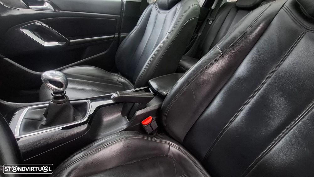 Peugeot 308 SW BlueHDi 120 Stop & Start GT-Line Edition - 24