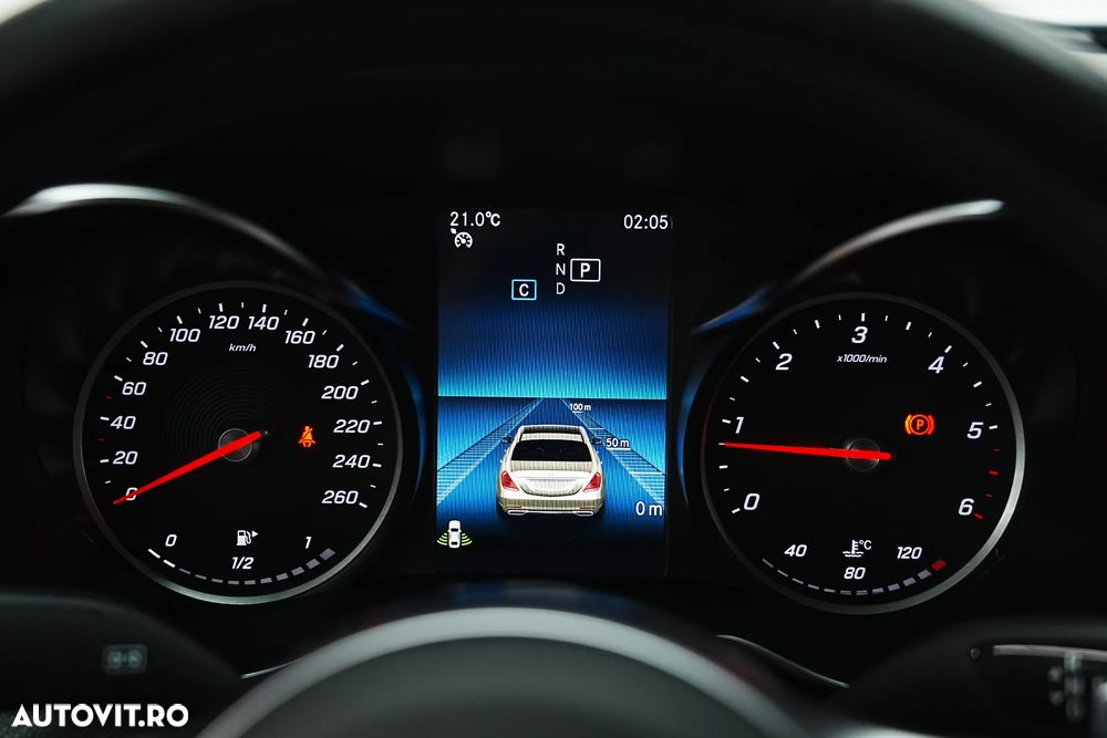 Mercedes-Benz C 220 d Coupe 9G-TRONIC AMG Line - 16