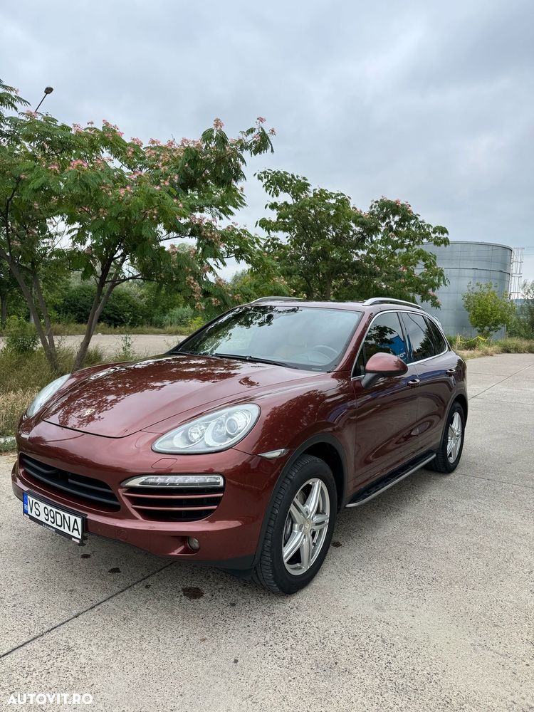 Porsche Cayenne - 4