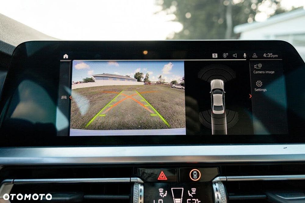 BMW Seria 3 330i xDrive M Sport - 16