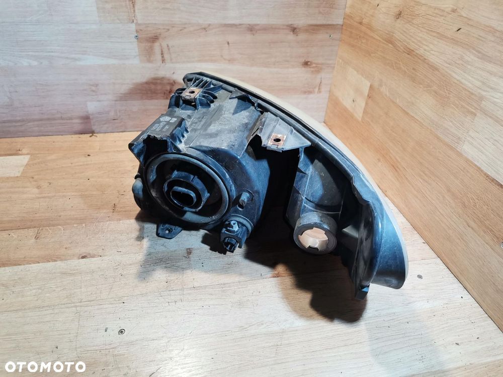 LAMPA REFLEKTOR PRAWY LAMPA PRZÓD EU CHRYSLER VOYAGER IV 04857700AB - 14