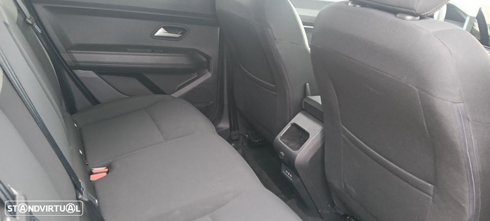 Dacia Duster 1.6 Hybrid Extreme - 10