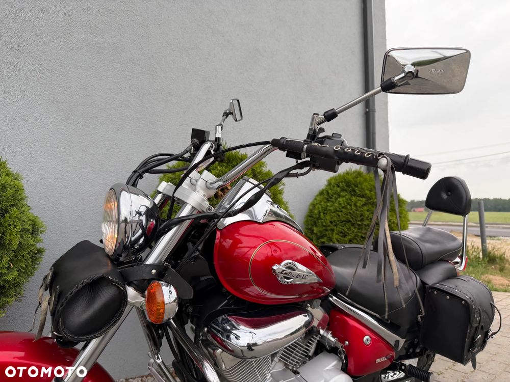 Suzuki Intruder - 27
