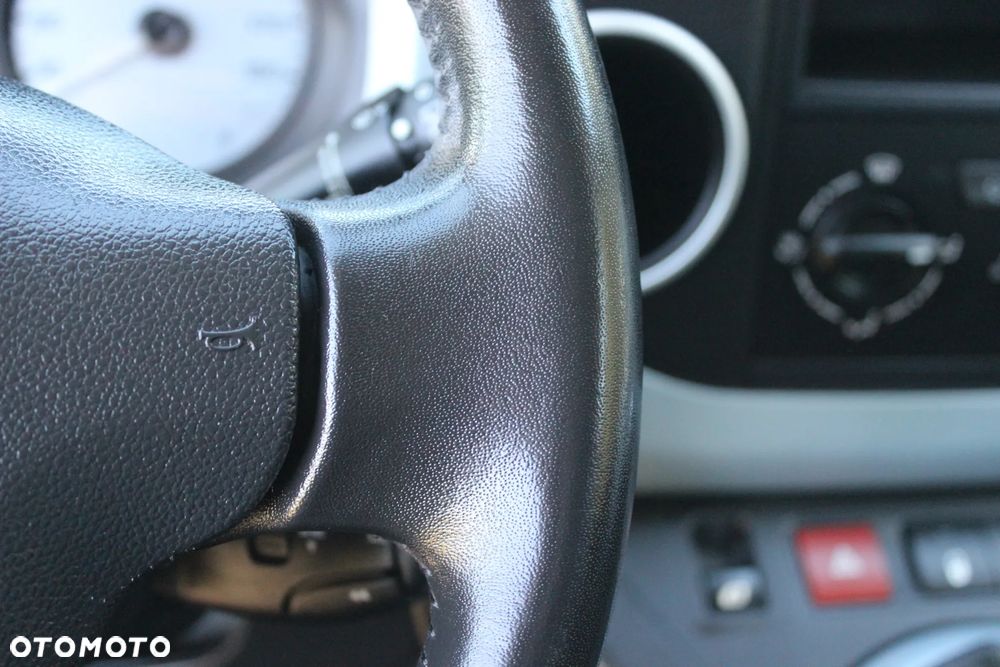 Citroën Berlingo Multispace e-HDi 90 FAP Tendance - 31