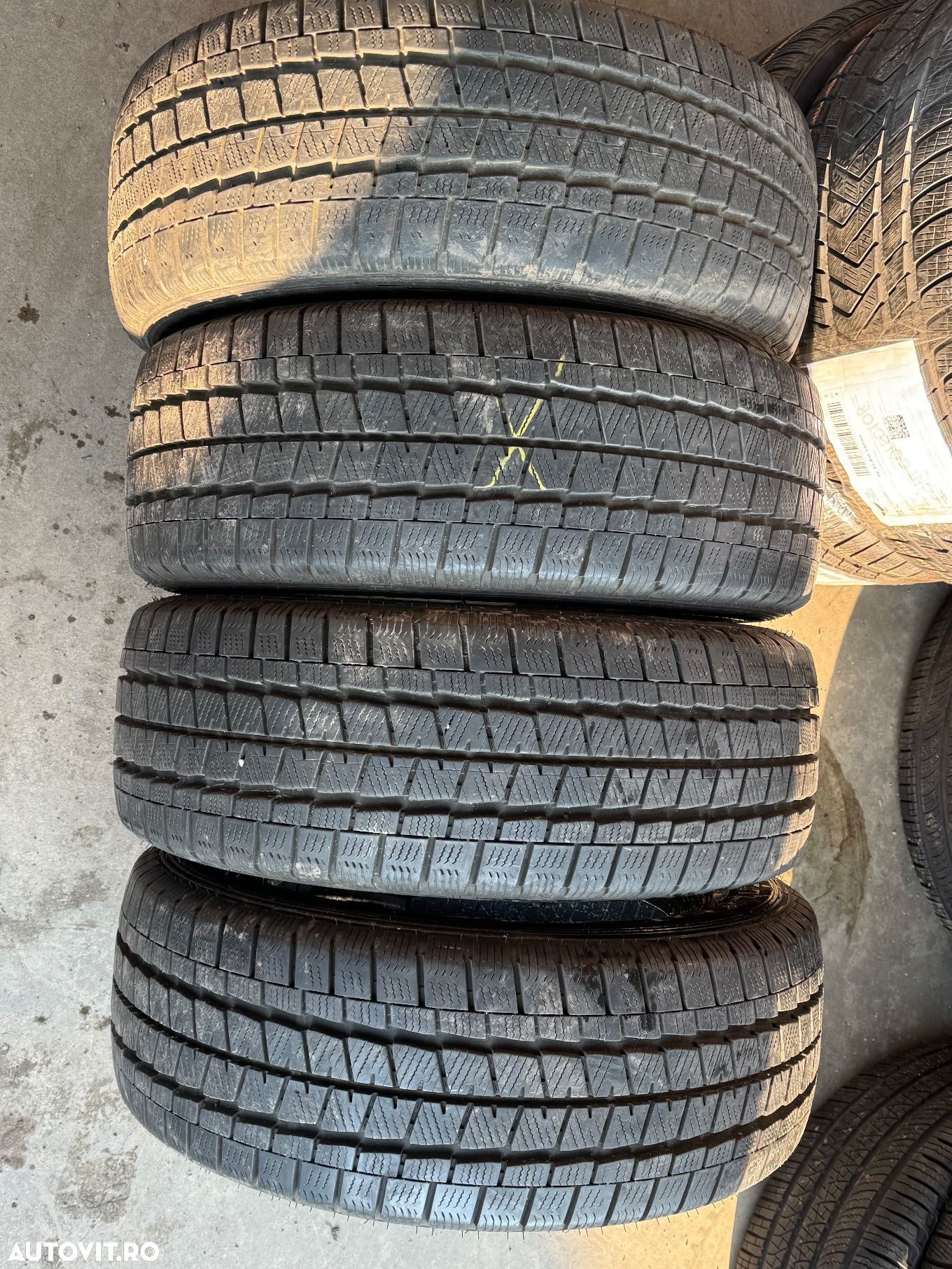 Vând 4 anvelope 225/60/16c Falken de iarnă ca noi - 1