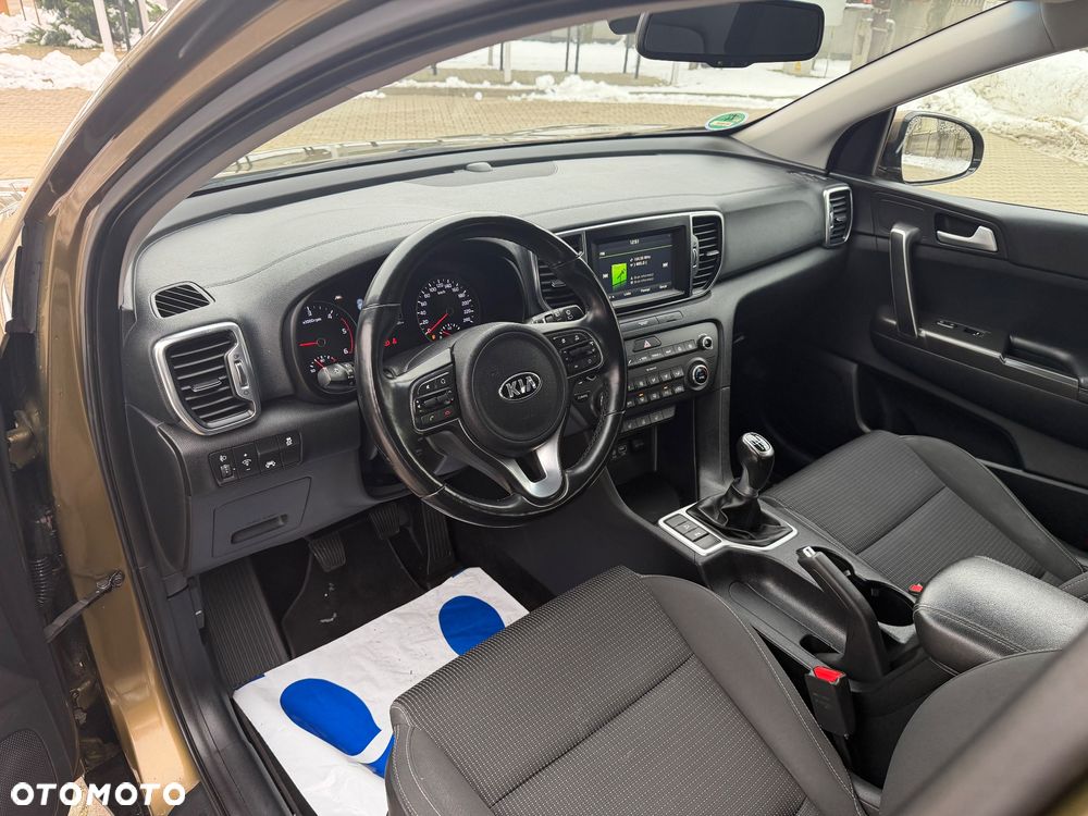 Kia Sportage 2,0 CRDI 2WD ISG Spirit - 19