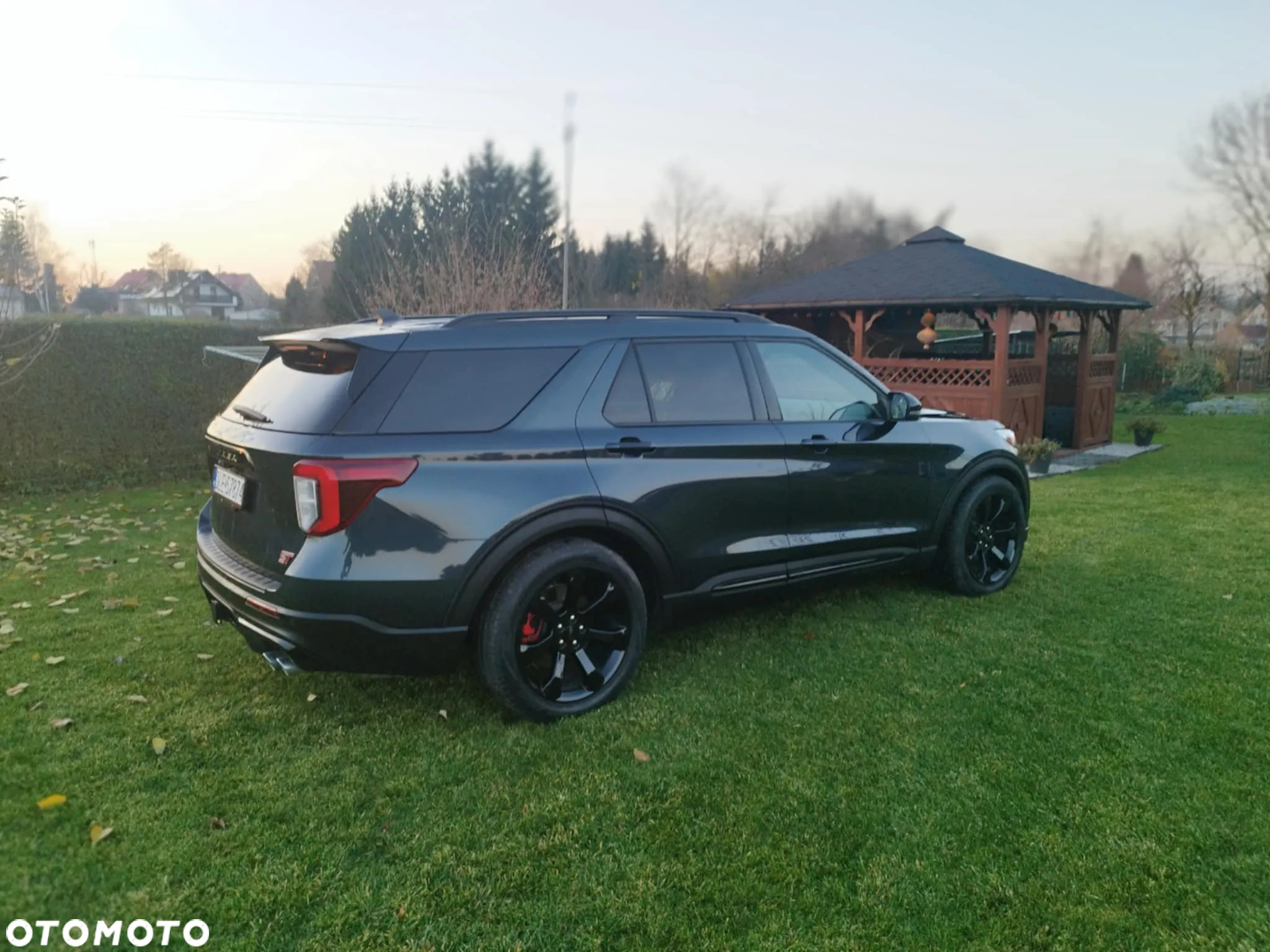 Ford Explorer - 14