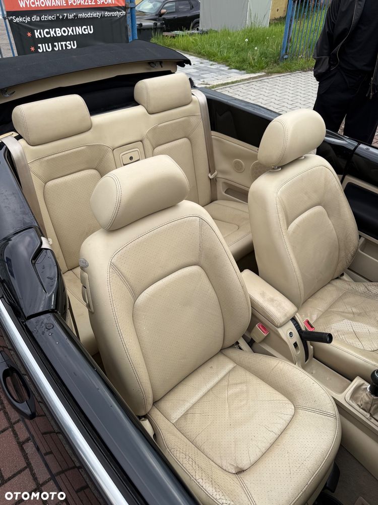 Volkswagen New Beetle - 3