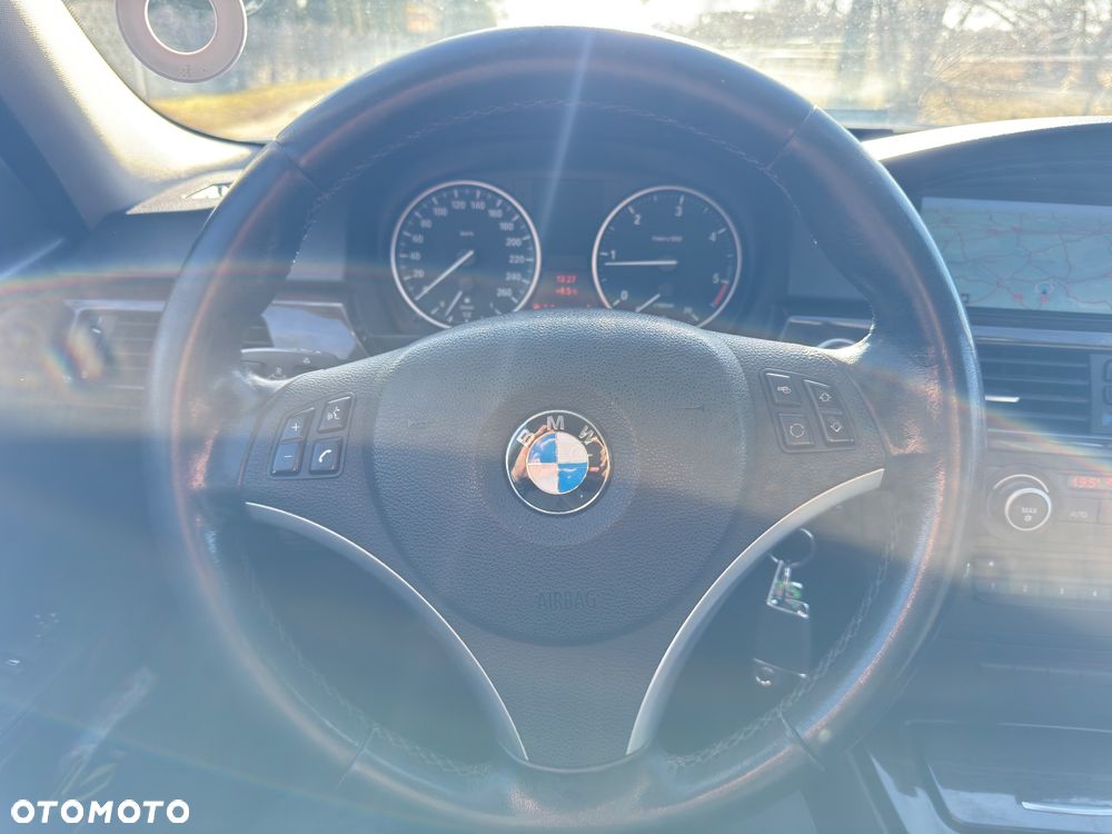 BMW Seria 3 320d - 10