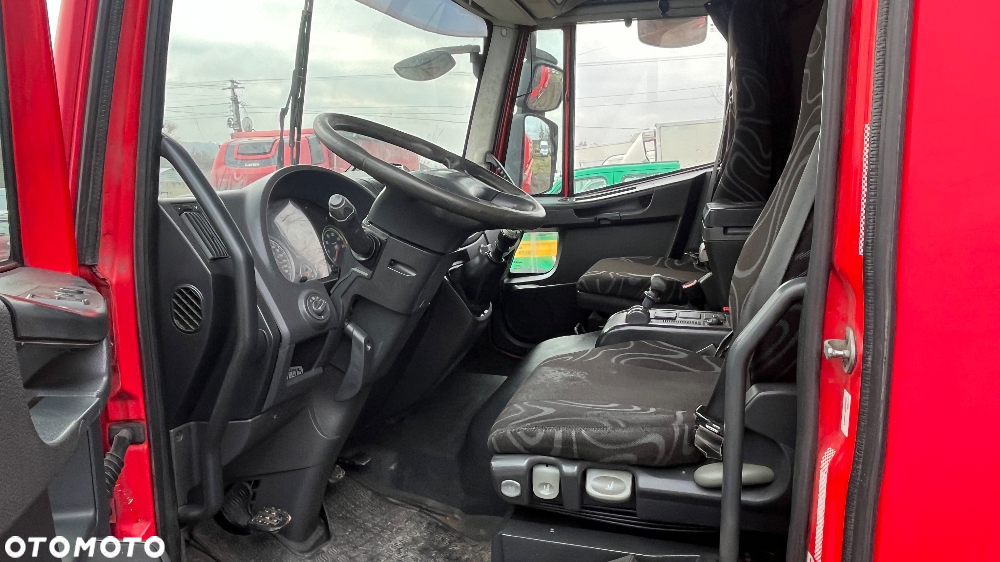 Iveco EUROCARGO  ML180E28P - 18
