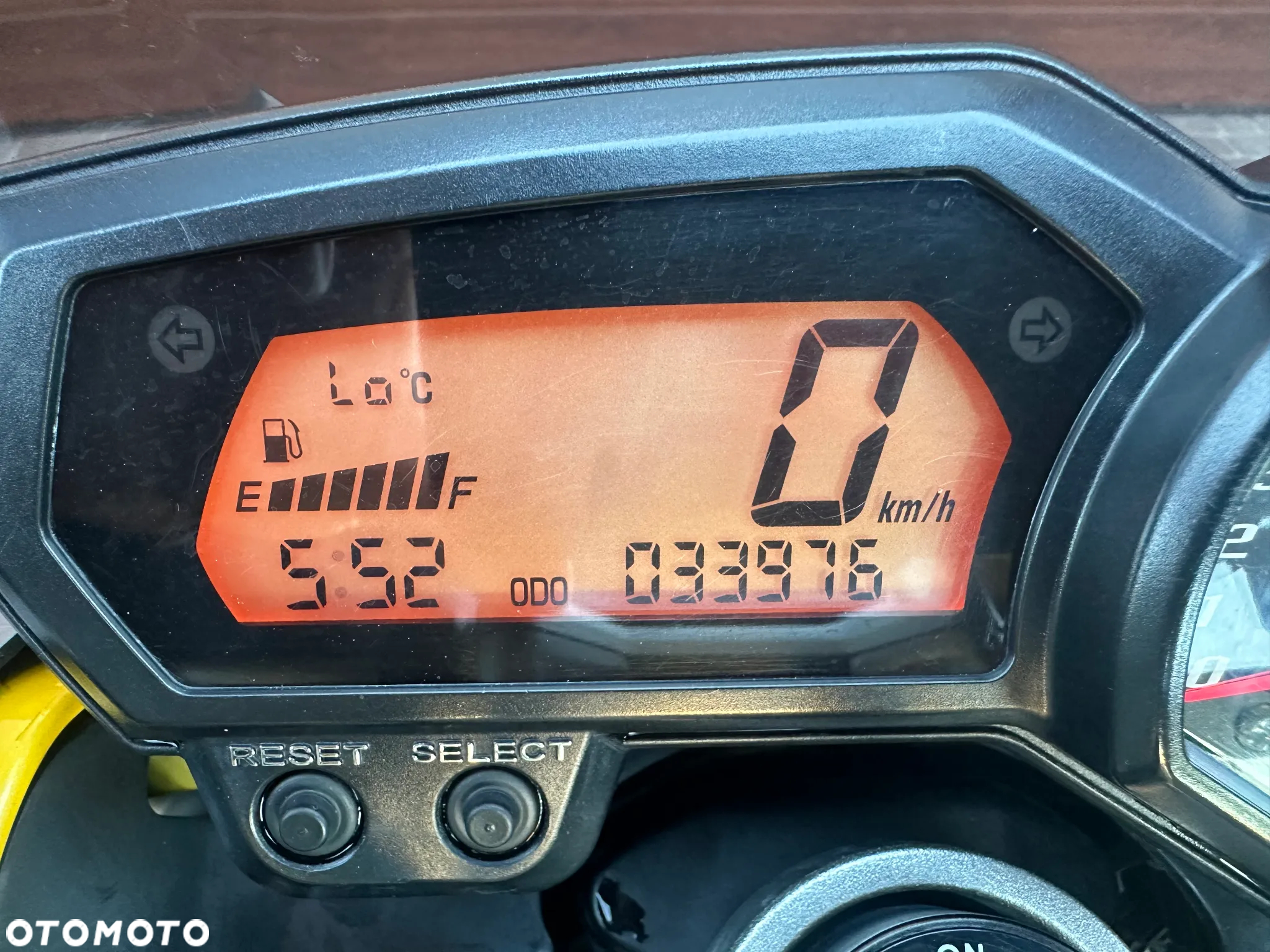Yamaha FZ - 12