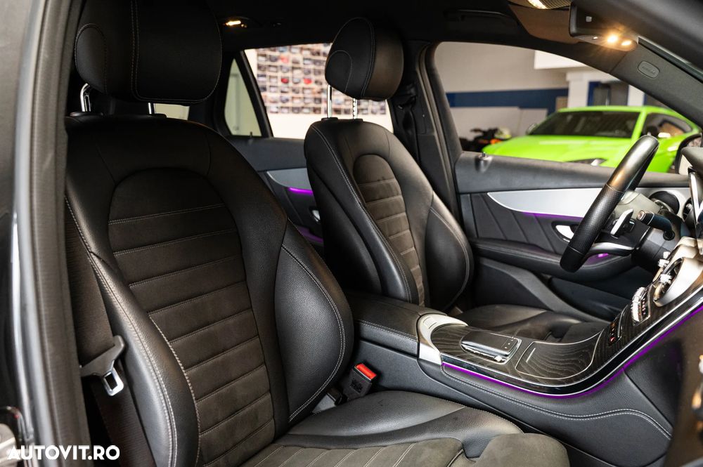 Mercedes-Benz GLC 300 4MATIC 9G-TRONIC AMG Line - 30