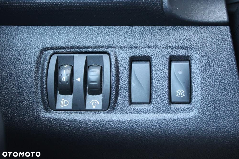 Renault Clio - 31