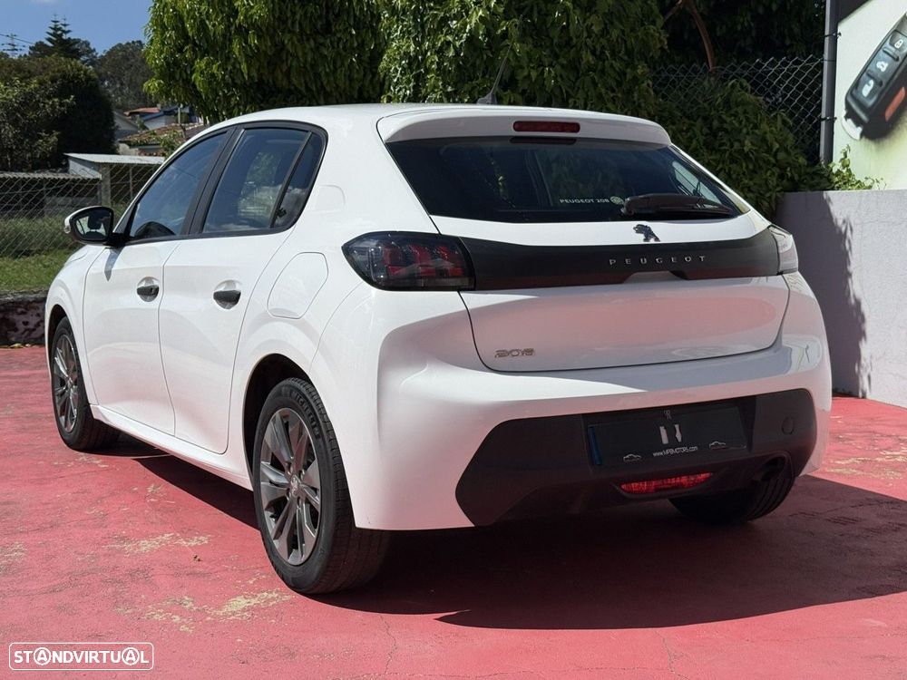 Peugeot 208 1.2 PureTech Active Pack — photo 4