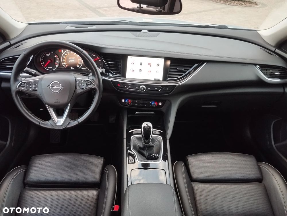 Opel Insignia 2.0 CDTI Executive S&S - 23