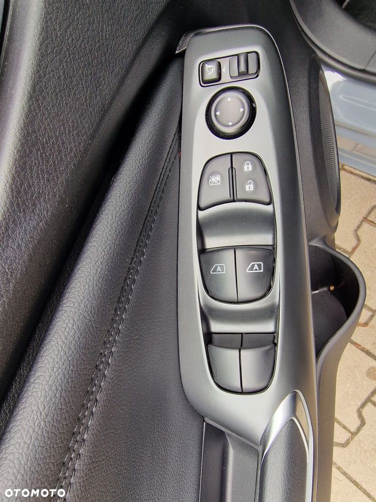 Nissan Juke 1.0 DIG-T N-Connecta DCT - 13