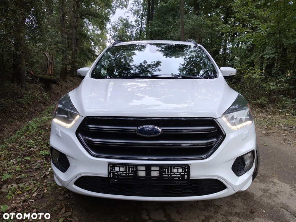 Ford Kuga 2.0 TDCi 2x4 ST-Line - 21