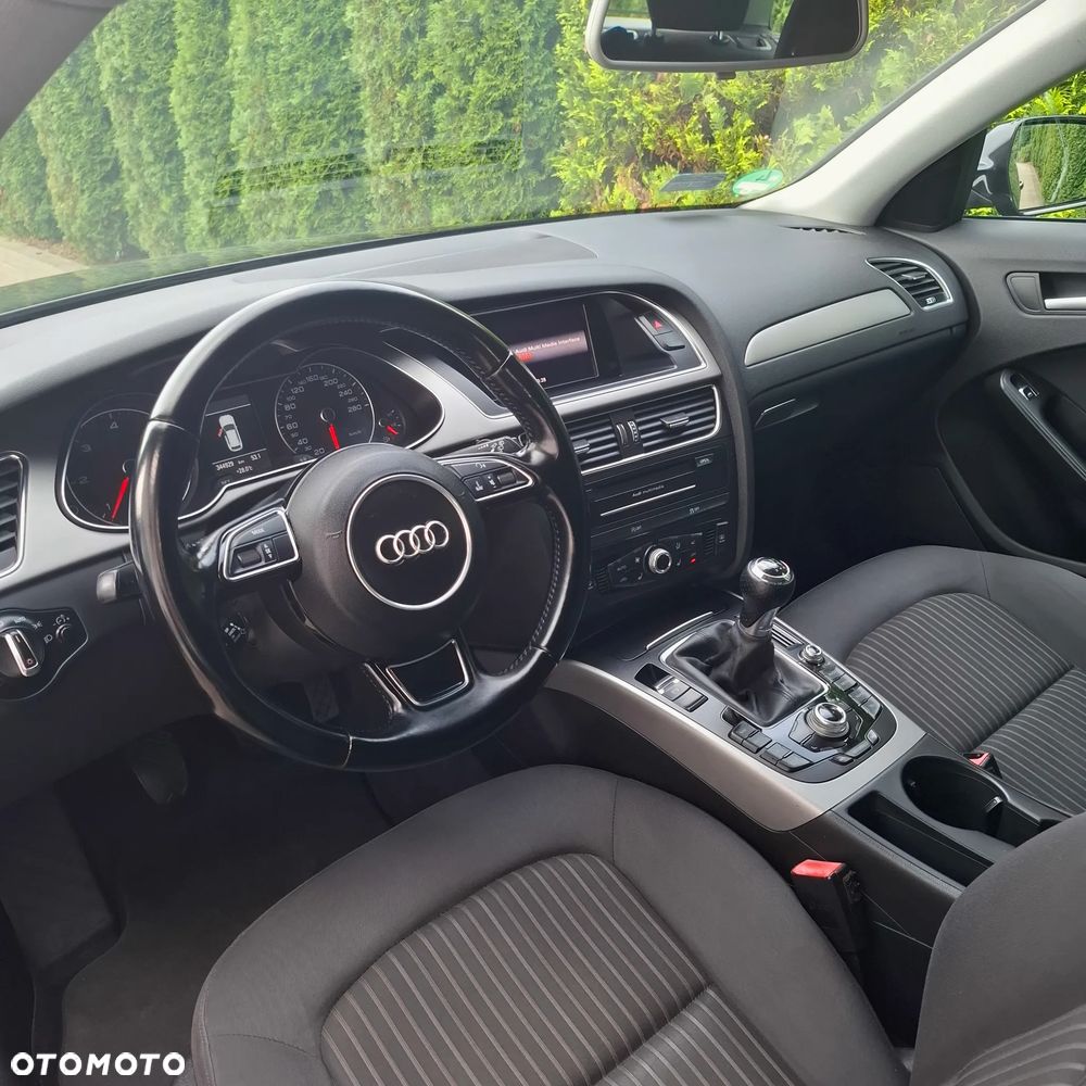 Audi A4 Avant - 16