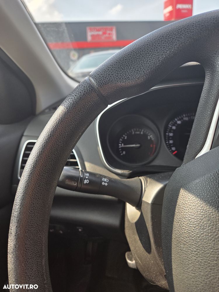 Renault Megane TCe Business - 12