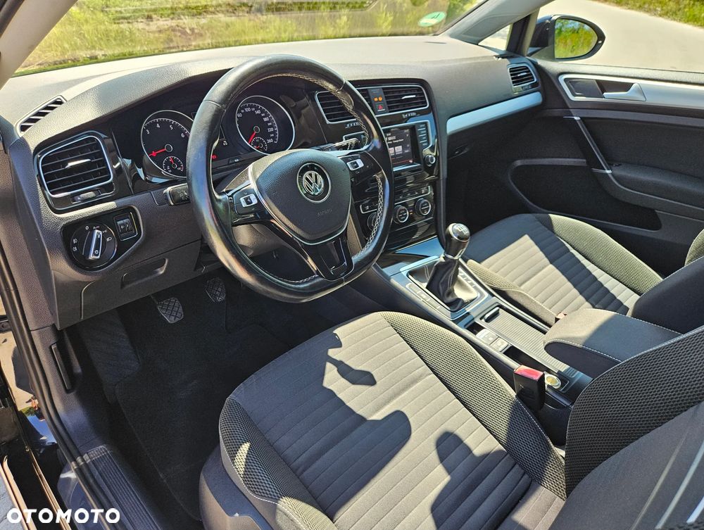 Volkswagen Golf 1.2 TSI BMT Comfortline - 6