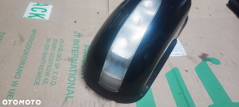 LUSTERKO PRAWE MERCEDES W203 13 PIN EUROPA KOLOR 359 - 4