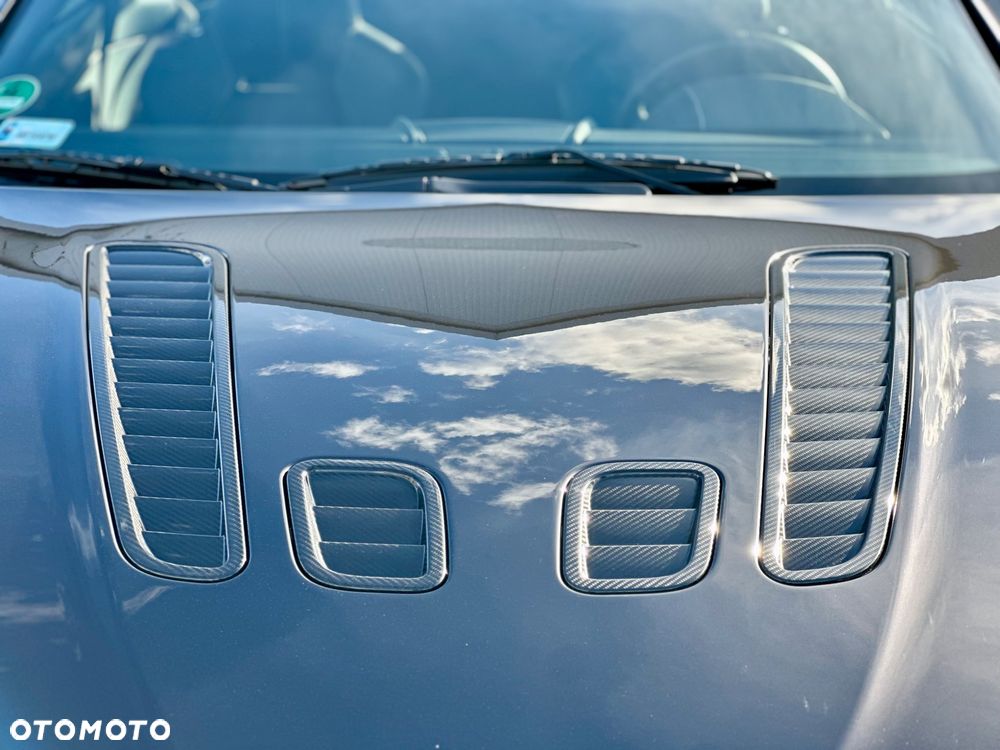 Aston Martin V12 Vantage Standard - 18