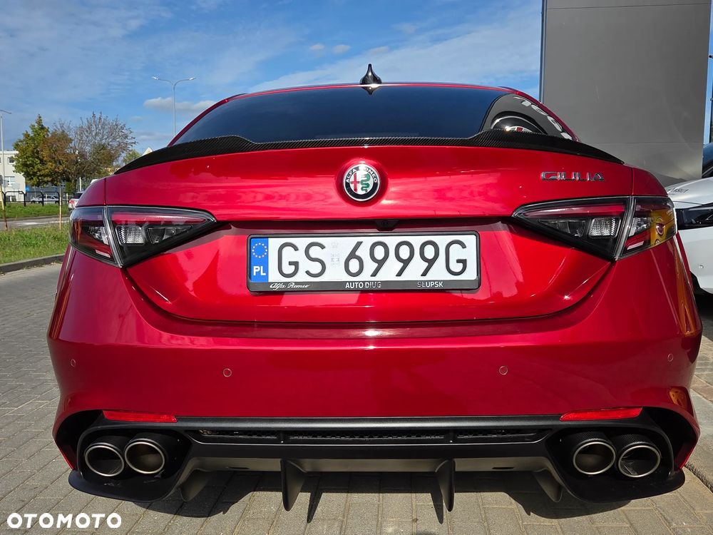 Alfa Romeo Giulia 2.9 Bi Turbo V6 Quadrifoglio - 3
