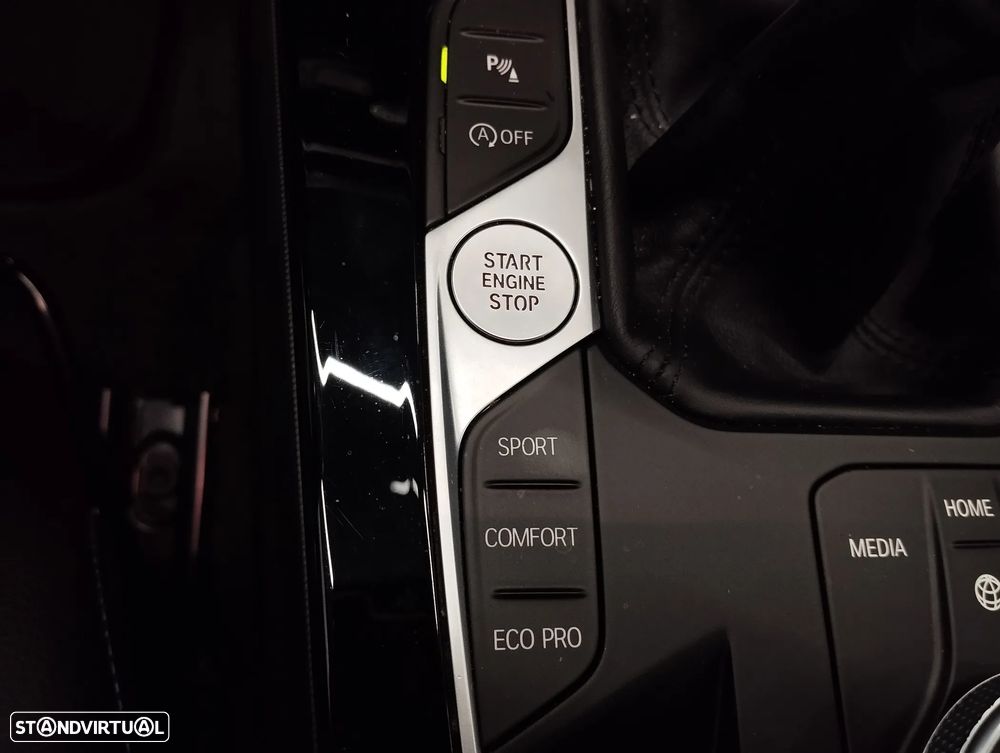 BMW 116 d Pack M - 33