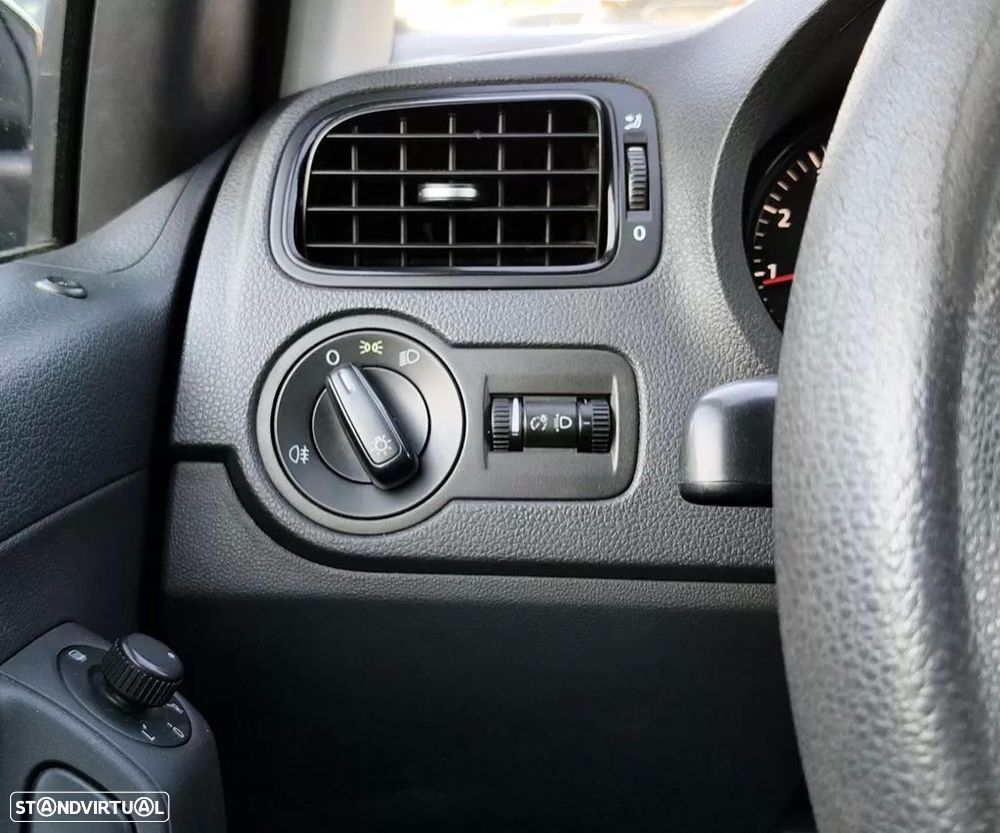 VW Polo 1.2 Trendline - 18