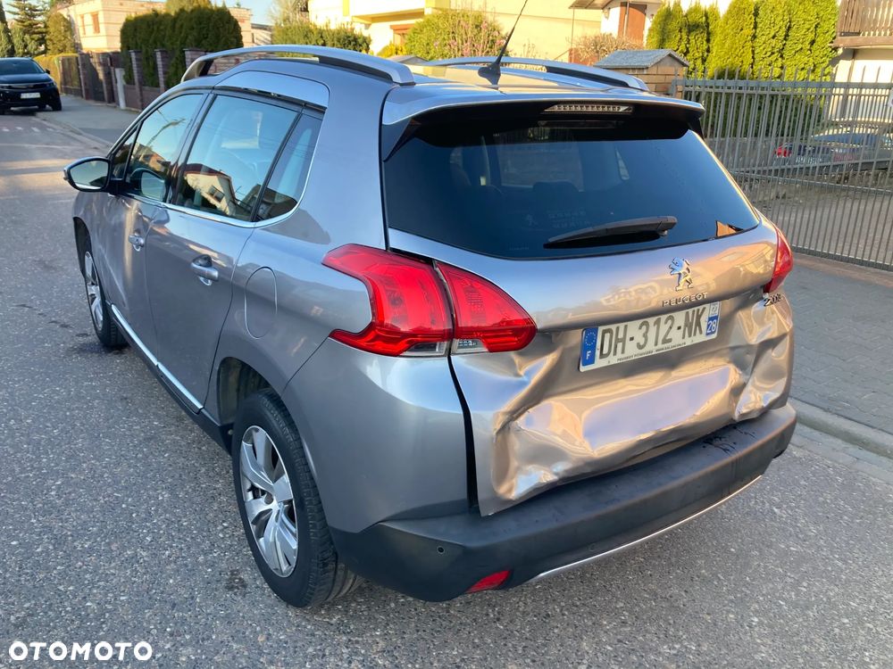 Peugeot 2008 120 VTI Allure - 4