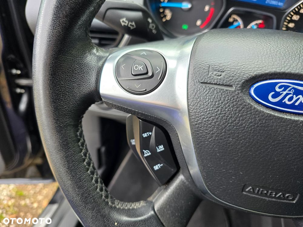 Ford Kuga 2.0 TDCi 4WD Titanium - 29