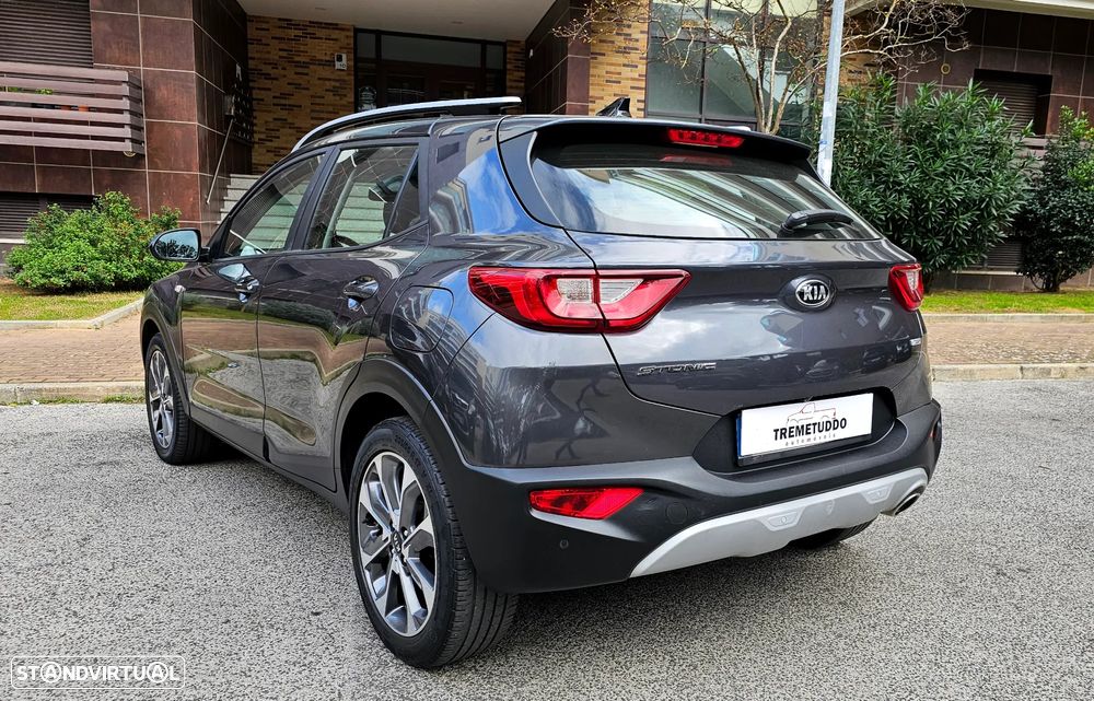 Kia Stonic - 6