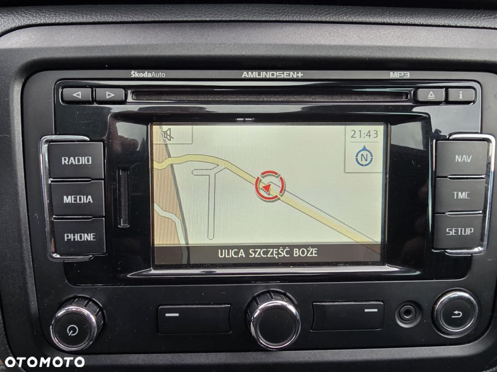 Skoda Roomster 1.6 TDI DPF Scout PLUS EDITION - 34