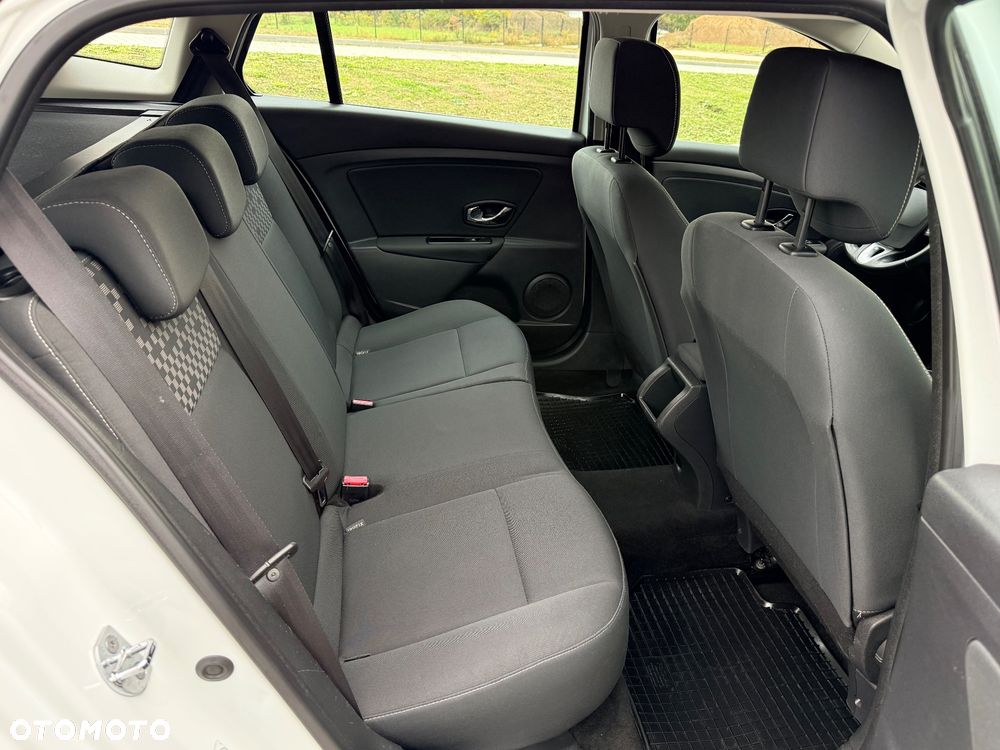 Renault Megane 1.6 16V Dynamique - 25